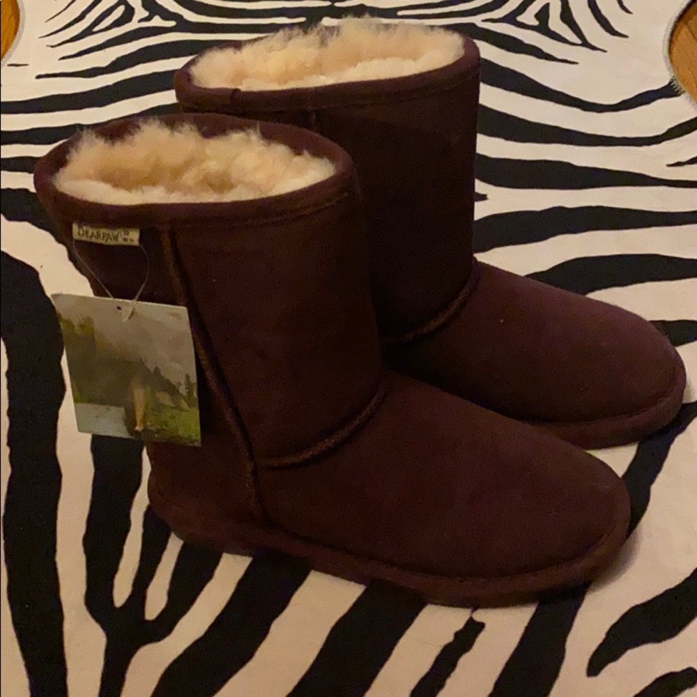 Brand New bearpaw boots